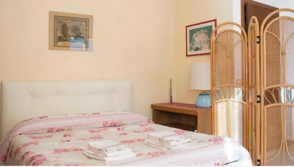 Appartamenti La Porta Sul Lago Laglio Apartment