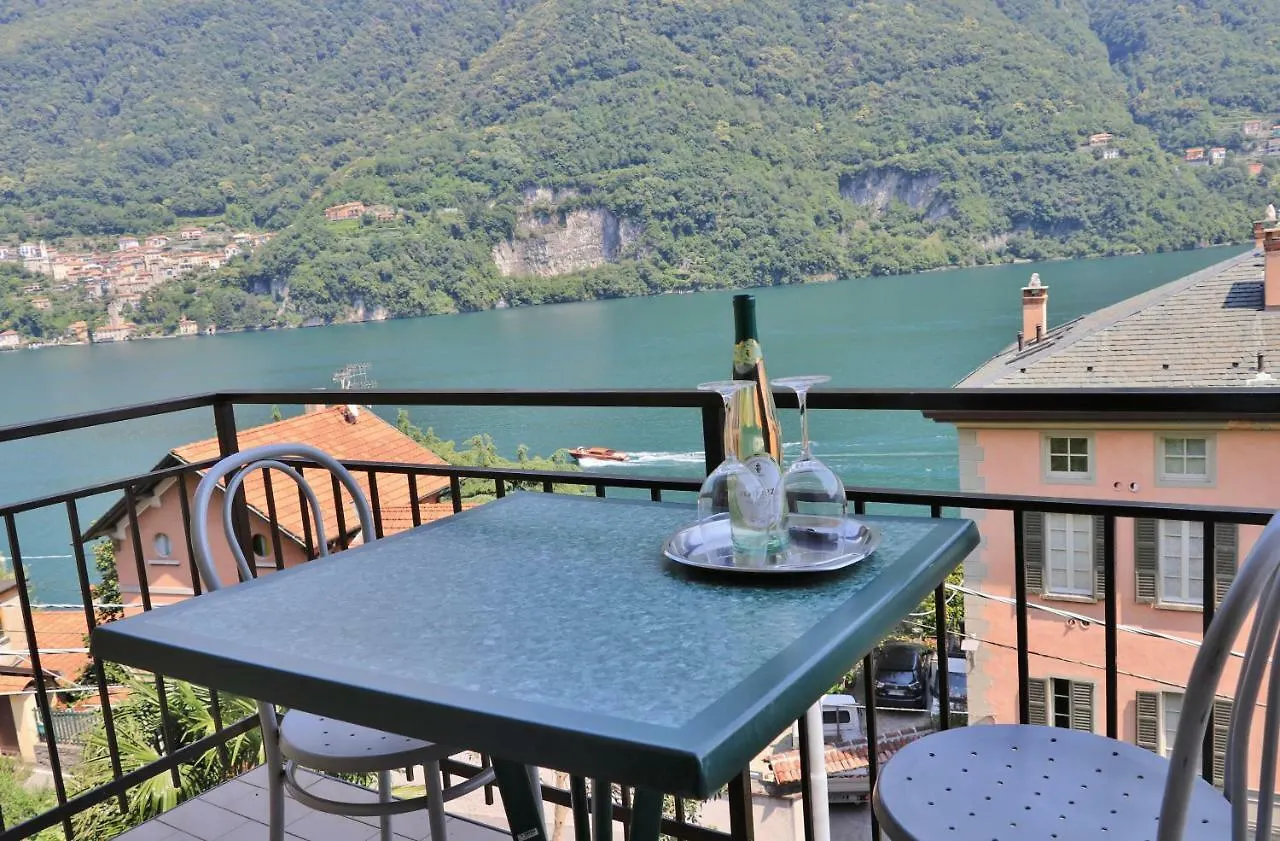 Appartamenti La Porta Sul Lago Лалльо